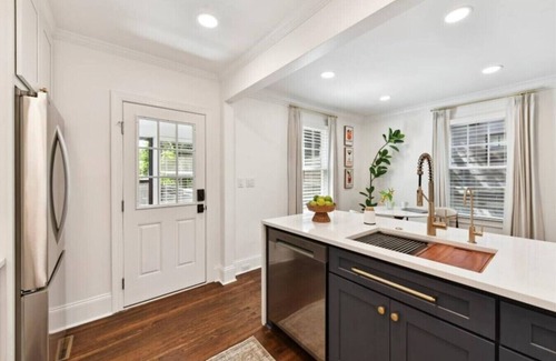 Dilworth Casa | Urban Oasis Near the Park (R)