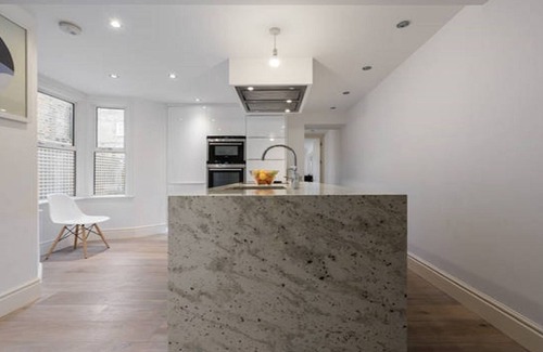 Harrow Road Apartamento | Urban Oasis: Recientemente reformado 5 * 2bed lux piso en zona frondosa del centro de Londres
