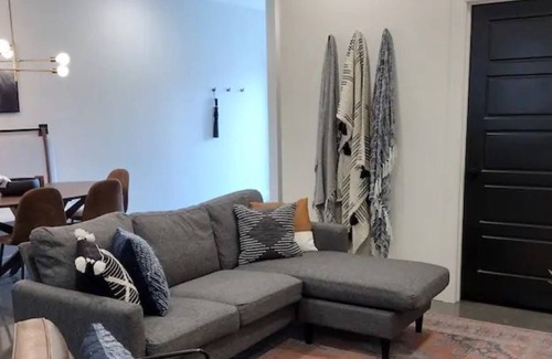 Conway Casa | Urban Oasis