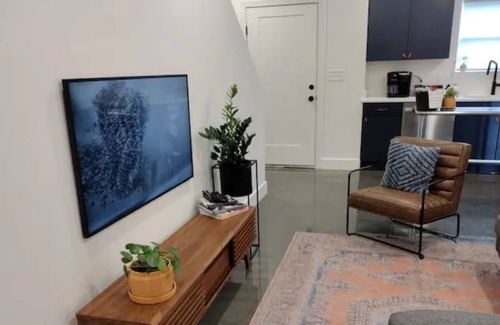 Conway Casa | Urban Oasis