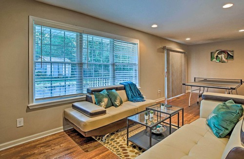 Collier Heights Casa | ¡NUEVO! Urban Oasis w / Game Room, 6 Mi to Downtown ATL