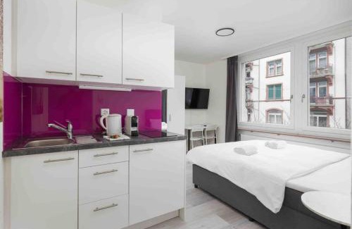 Sihlfeld Apartamento | Urban Oasis with Queen Bed and View BE-28