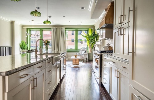 Arsenal Hill Apartamento | Urban Oasis with Sunroom- Downtown Columbia