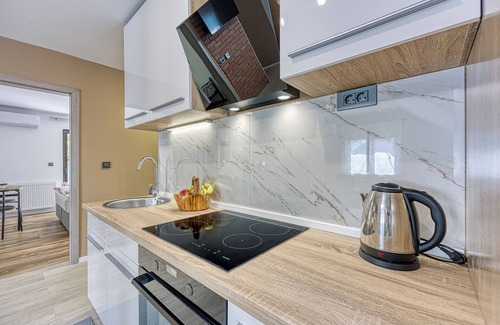 Zagreb Apartamento | Urban Oasis With Terrace And Parking