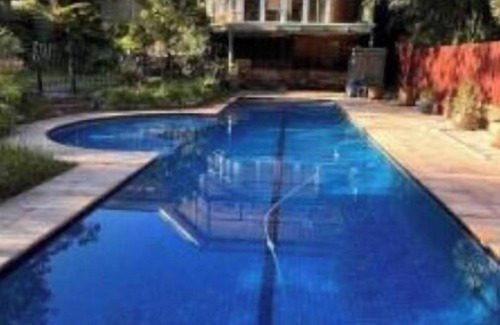 Lindfield Casa | Urban poolside oasis in Sydney- outdoor living at its best