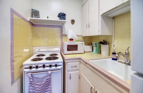 Crescent Lake Apartamento | Urban Retreat at Crescent Lake near Downtown St. Pete