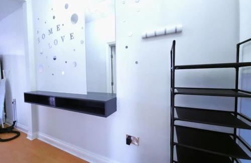 Abbey Apartamento | Urban retreat near the station