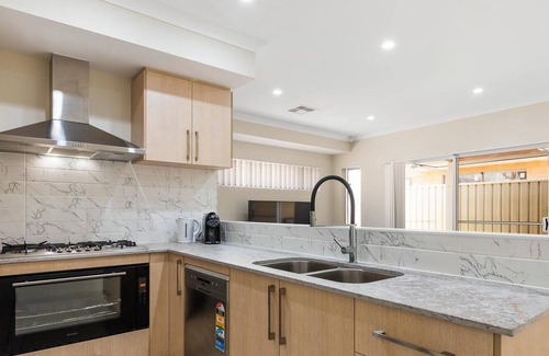 St James Casa | Tennant St