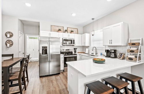 Clarksville Casa | Urban Rooftop of Downtown (1014 Franklin St)