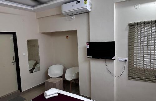 Sahakar Nagar Hotel | Urban Stay