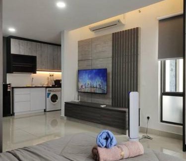 Batu Caves Apartamento | Urban360 Pool view with Netflix and wifi