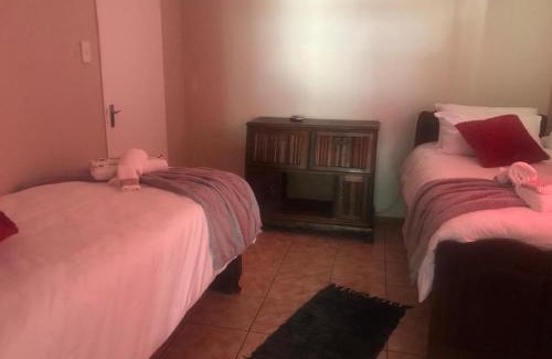 Keetmanshoop Apartamento | UrbanLife Keetmanshoop Accommodation