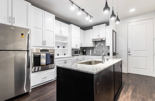 Legacy Park Apartamento | Urbanlights at Legacy West