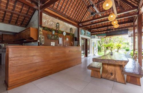 Padonan Hotel | Urbanview Asung 2 Guesthouse near Canggu