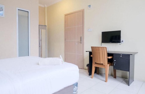 Jambi Casa | Urbanview Hotel Ta Ke Jelutung Puncak Jambi