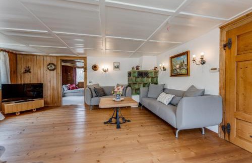 Gruenenbach Casa | Uriges Haus im Grünen