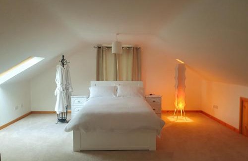 Newry Casa | Urkers' Guest Accommodation