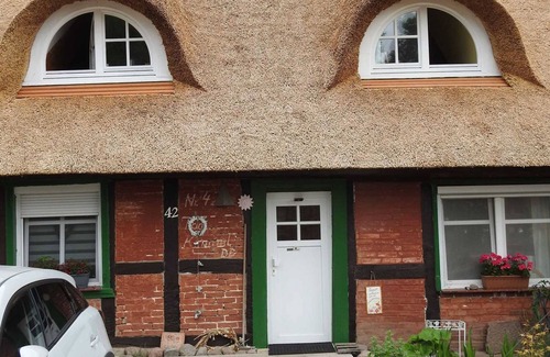 Demmin Apartamento | Urlaub Unterm Reetdach - Ferienwohnung