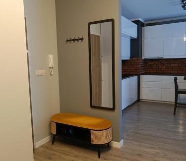 Krakow Apartamento | Uroczy Apartament z Garażem