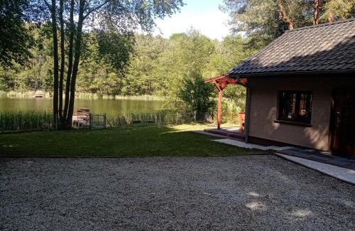 Nowa Sol Casa | Urokliwy Domek nad Brzegiem Jeziora