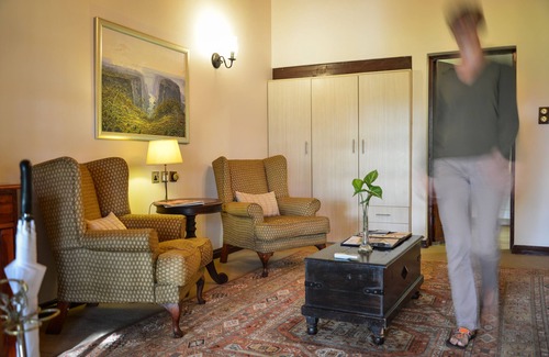 Victoria Falls Cabina | Ursula's Homestead