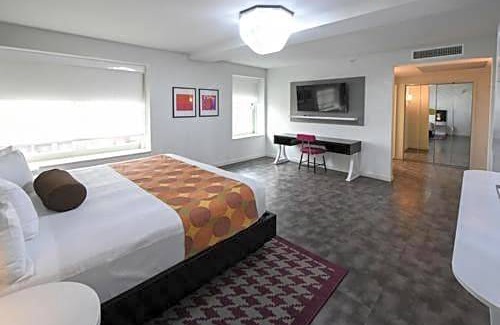 Central Business District Hotel | TRYP by Wyndham Newark Downtown