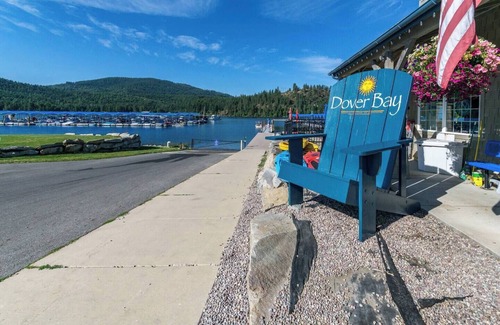 Dover Bay Casa | Utopia - Courtyard Beach Bungalow