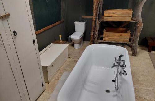 Blue Crane Route Otro | Utopia Exclusive Wilderness Retreat