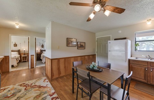 Utopia Cabina | Utopia River Retreat is a secluded paradise nestled along the Sabinal River in the Texas Hill Country.