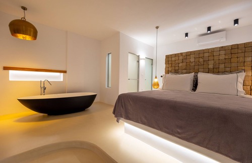 Nea Cryssi Akti Hotel | Utopia Suites by Anna Platanou - Adults only