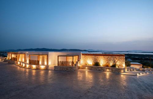 Nea Cryssi Akti Hotel | Utopia Suites by Anna Platanou