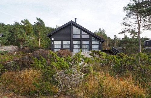 Strand Municipality Cabina | Utsiktshytte ved Sjøen nær Preikestolen