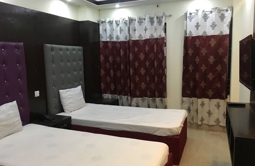 Uttara Hotel | Uttara Suite At Dhaka