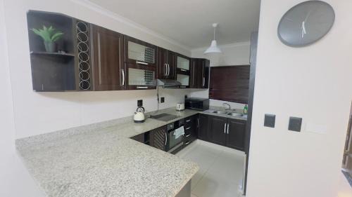 Kareeberg Apartamento | Uvongo Apartment