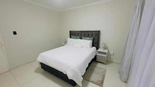 Kareeberg Apartamento | Uvongo Apartment