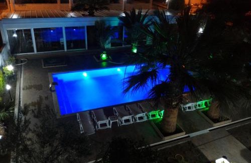 Ayvalik Hotel | Uzunhan Hotel
