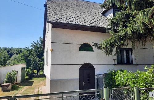 Csesznek Apartamento | Várkapitány-lak