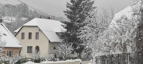 Csesznek Apartamento | Várkapitány-lak