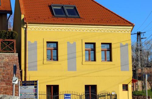 Alsóörs Apartamento | Vöröskő Apartman Alsóörs