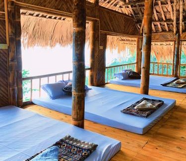 Ngoi Tu Casa | Vụ Tịch Lakeview Homestay
