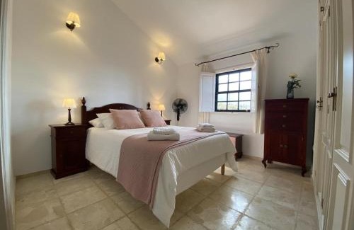 Frontera Casa | V.V María García