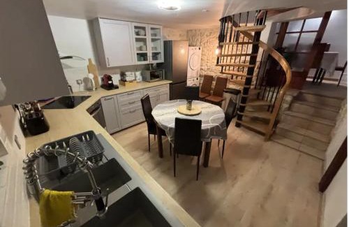 Bagneux Villa | V - Villa 2022 PARIS EXPO-3min metro-8 rooms-12 beds