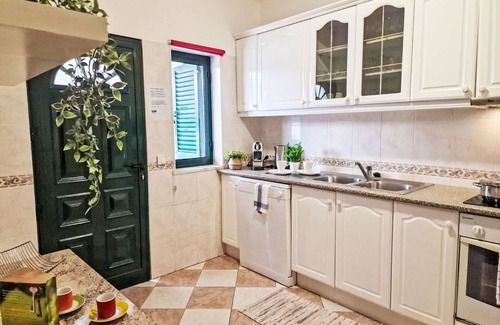 Urbanizacao dos Calicos Casa | V2 Caliços by Interhome