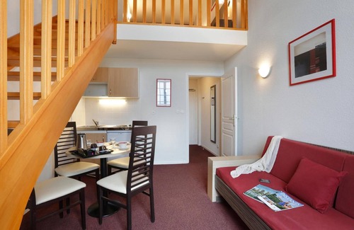 Epernay Hotel | Vacancéole - Les Demeures Champenoises Confort