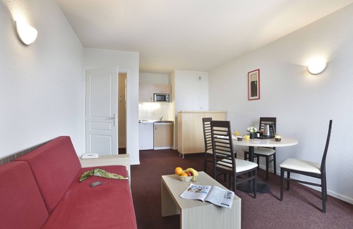 Epernay Hotel | Vacancéole - Les Demeures Champenoises Confort