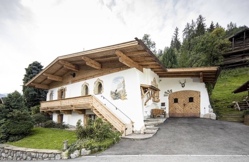 Emberg Casa | Vacation home for 8 guests with 140m² in Kaltenbach in the Zillertal (294787)