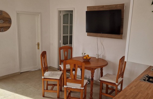 Santa Lucia Apartamento | Vacation apartment with panoramic views at Finca Gran Calma - ideal for hikers