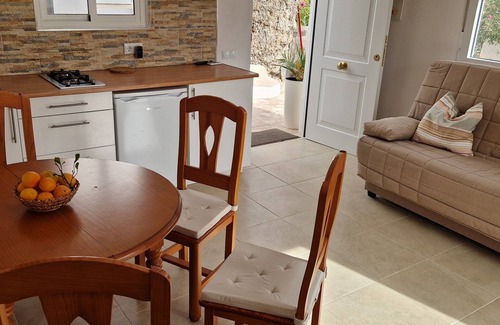 Santa Lucia Apartamento | Vacation apartment with panoramic views at Finca Gran Calma - ideal for hikers