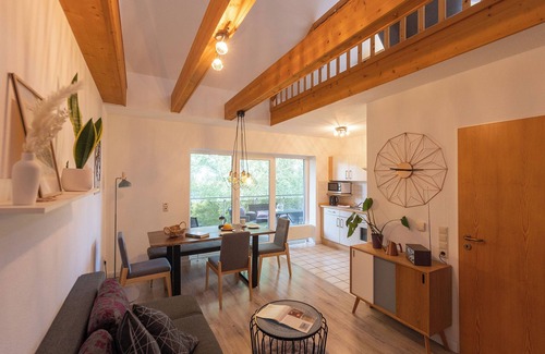 Wremen Apartamento | Vacation apartment "Buhne 32" Lilli Marleen 3-32, peaceful and with a sunny balcony.