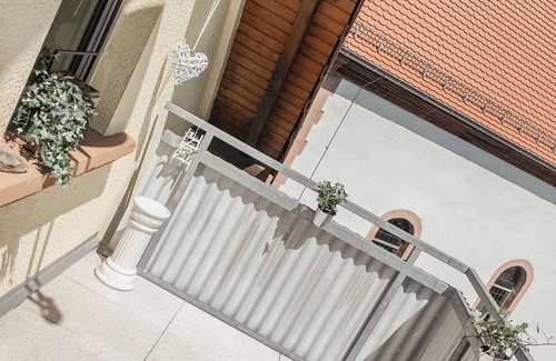 Erlenbach bei Dahn Apartamento | Vacation apartment in Dahner Felsenland, balcony and garden, Perfect for hikes